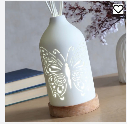 Butterfly LED reed diffuser